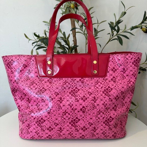 Cosmic Blossom - Picture 8 of 16